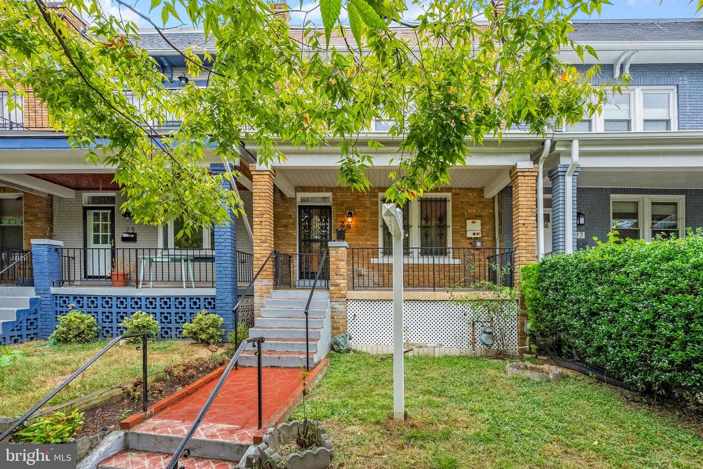 28 Sherman Circle NW photo 1