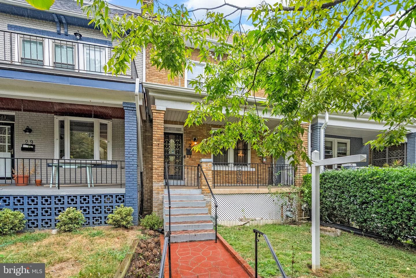 28 Sherman Circle NW photo 2