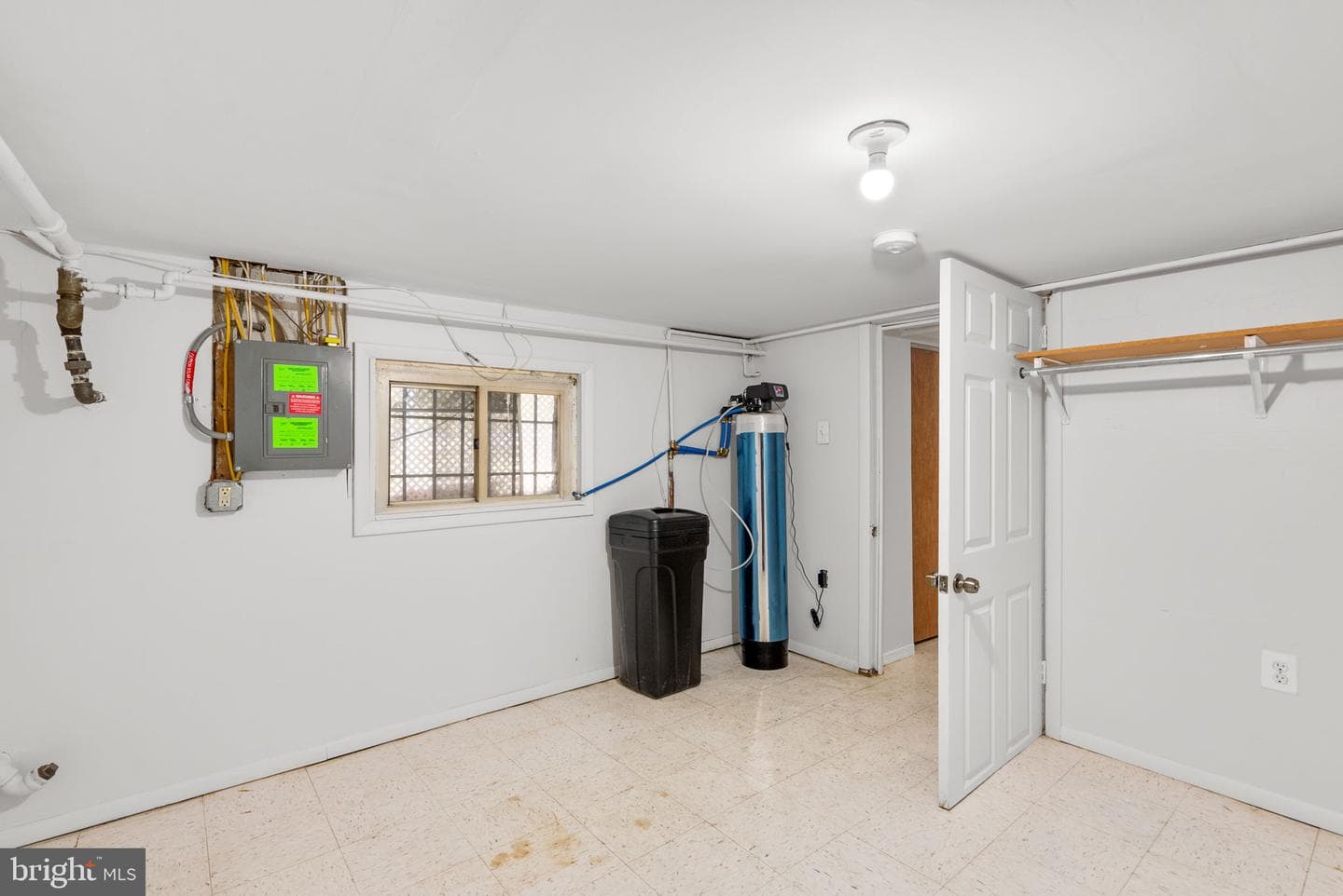 28 Sherman Circle NW photo 36