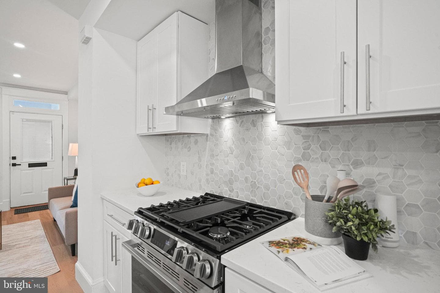 5220 5th Street NW photo 11