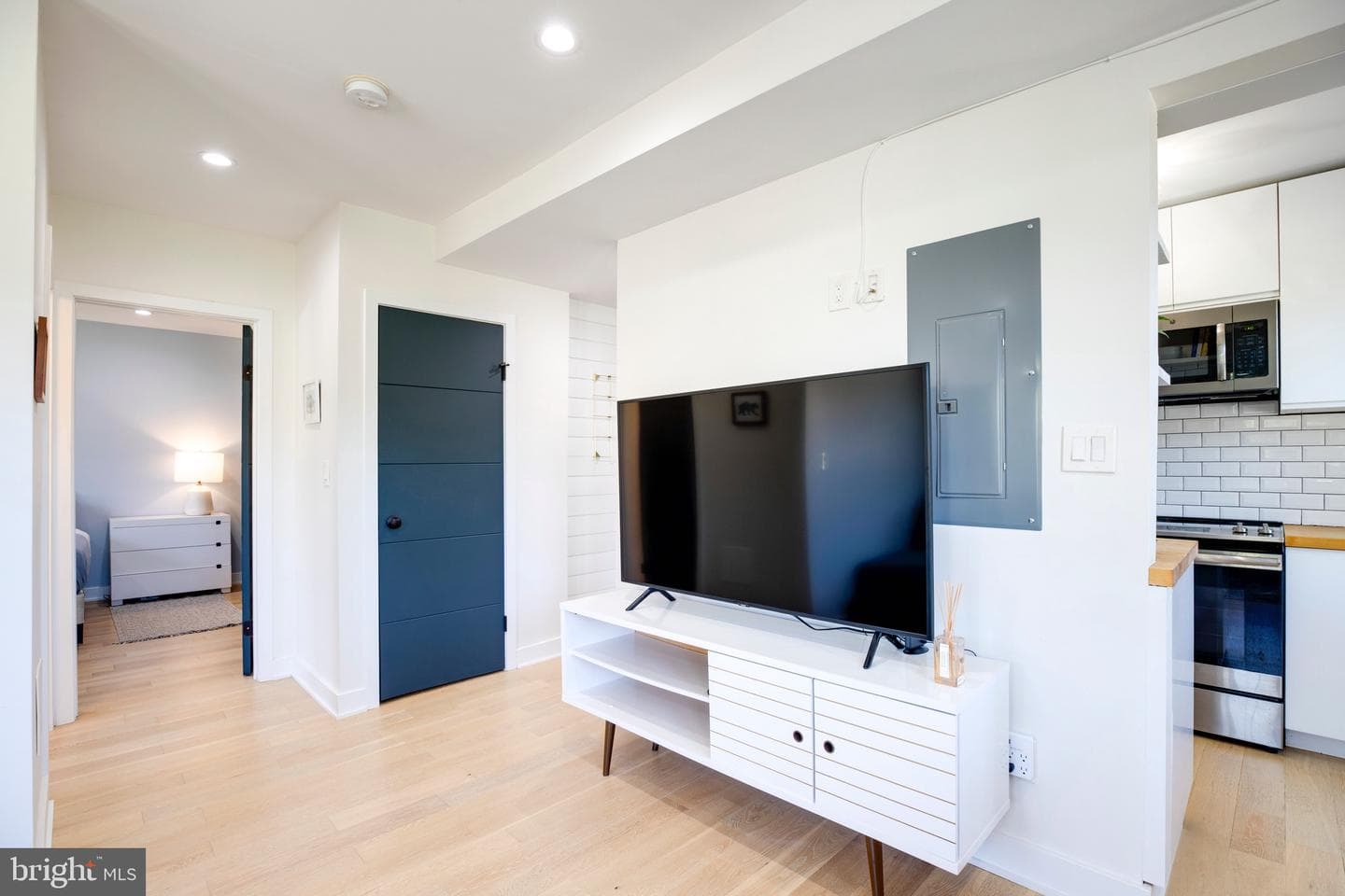 2625 3rd Street NE #203 photo 14