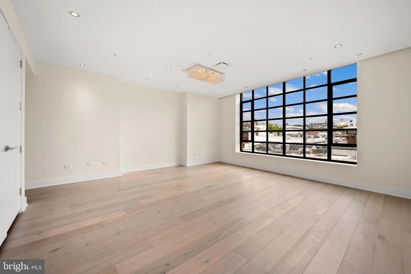 1055 Wisconsin Avenue NW #4e photo 24