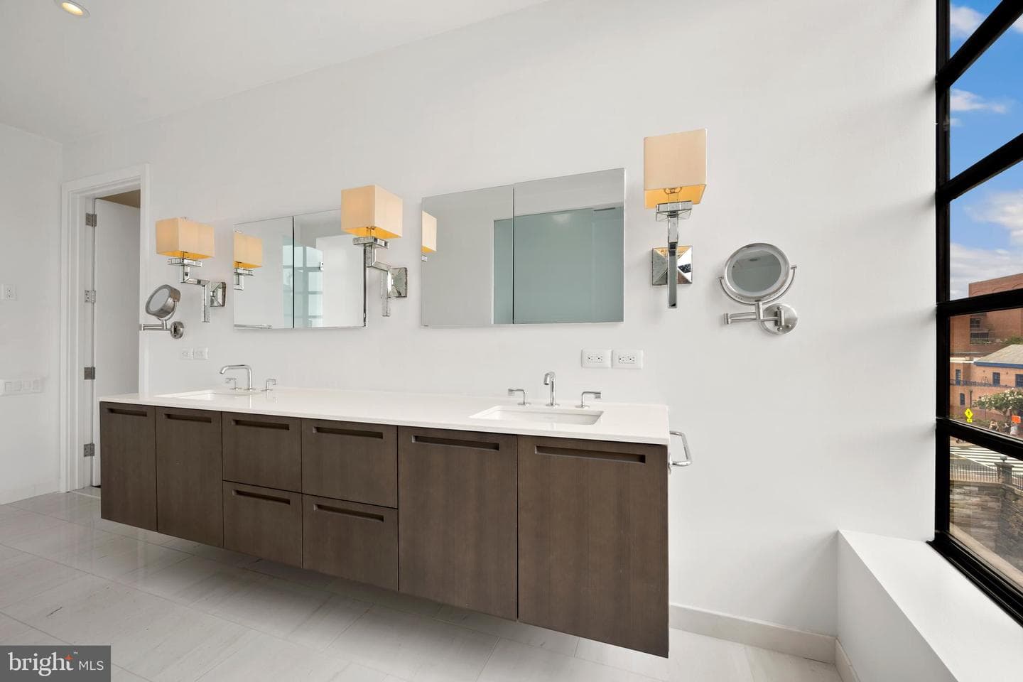 1055 Wisconsin Avenue NW #4e photo 26