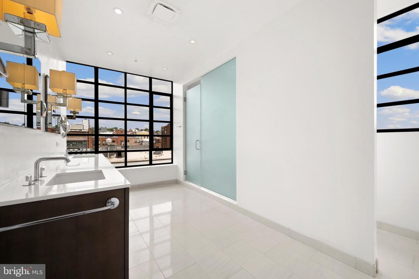 1055 Wisconsin Avenue NW #4e photo 27