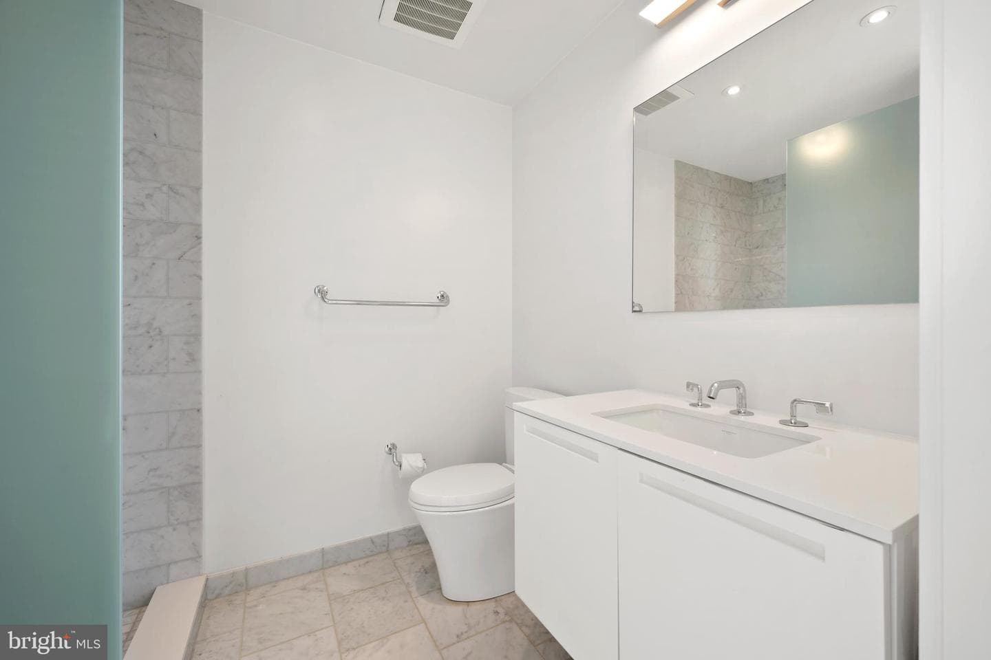 1055 Wisconsin Avenue NW #4e photo 38