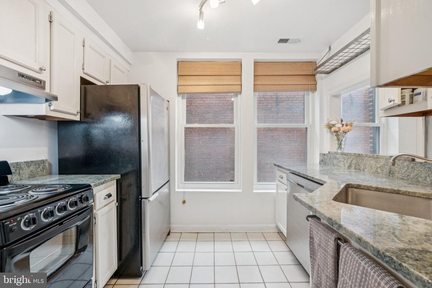 1812 Vernon Street NW #34 photo 11