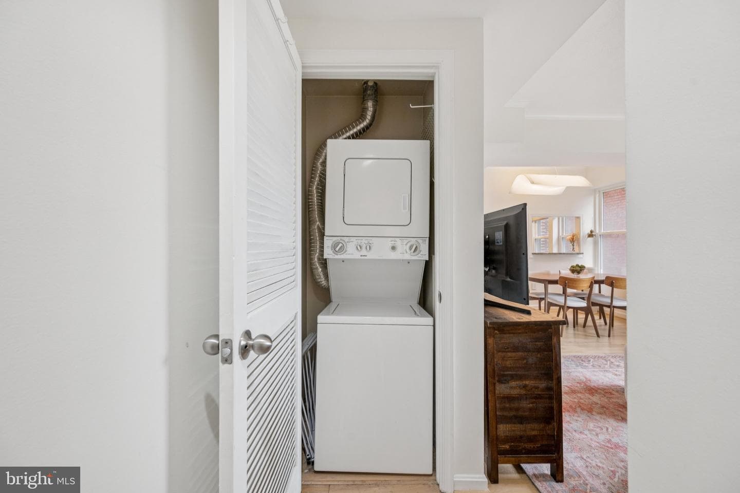 1812 Vernon Street NW #34 photo 14