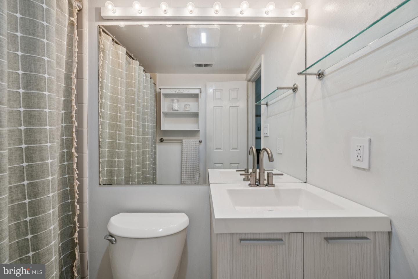 1812 Vernon Street NW #34 photo 22
