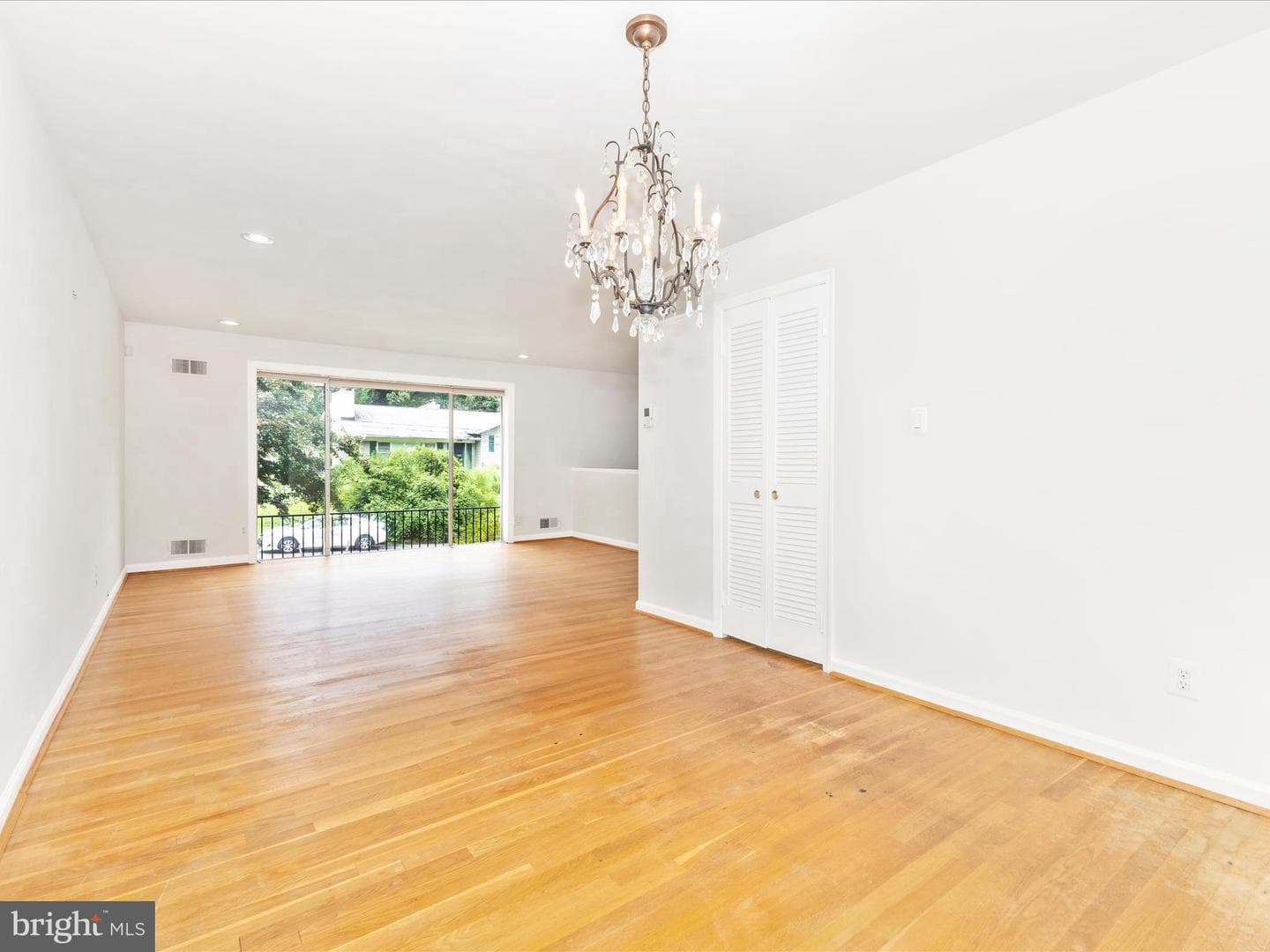 6949 32nd Street NW photo 10
