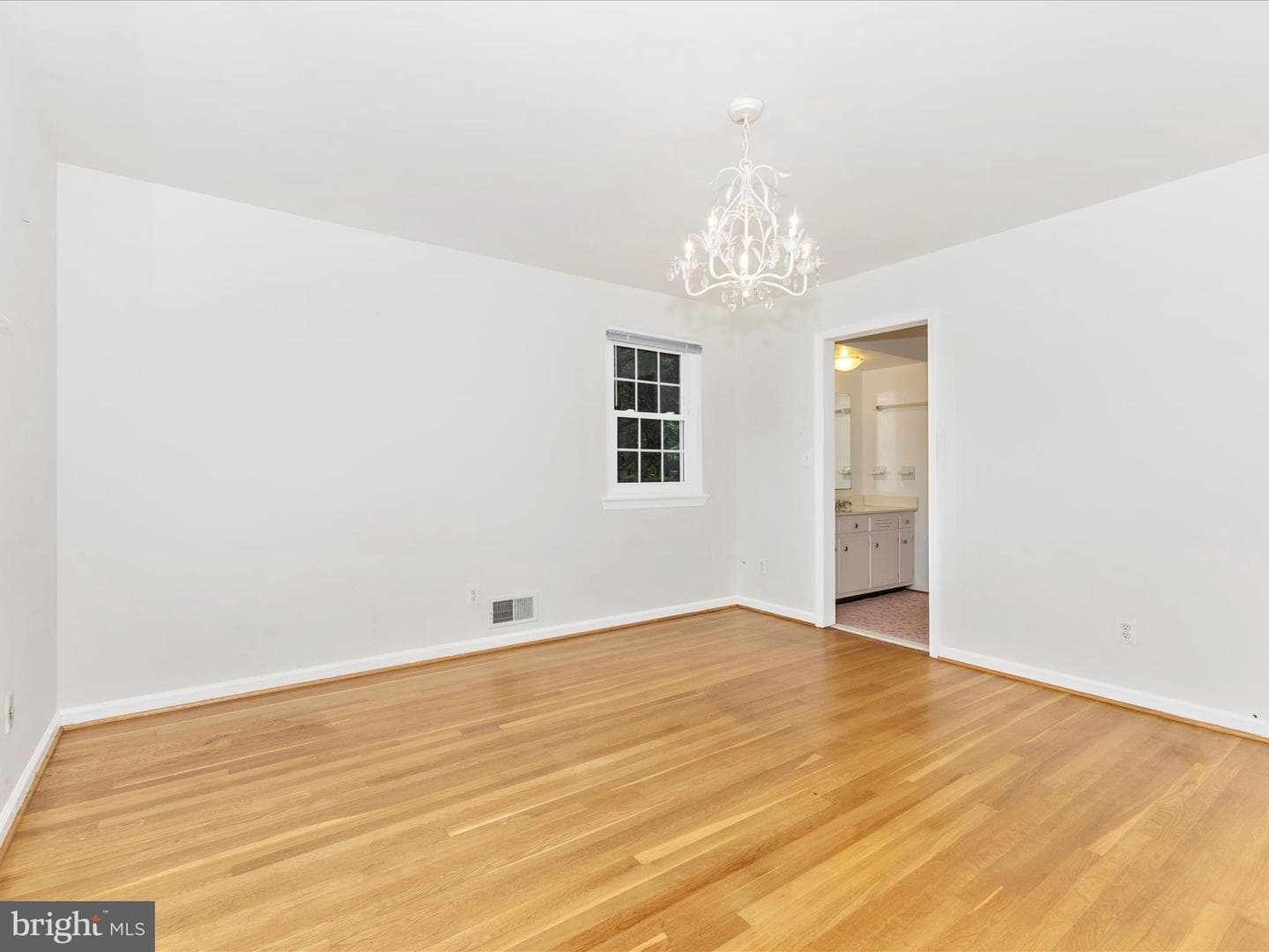 6949 32nd Street NW photo 17