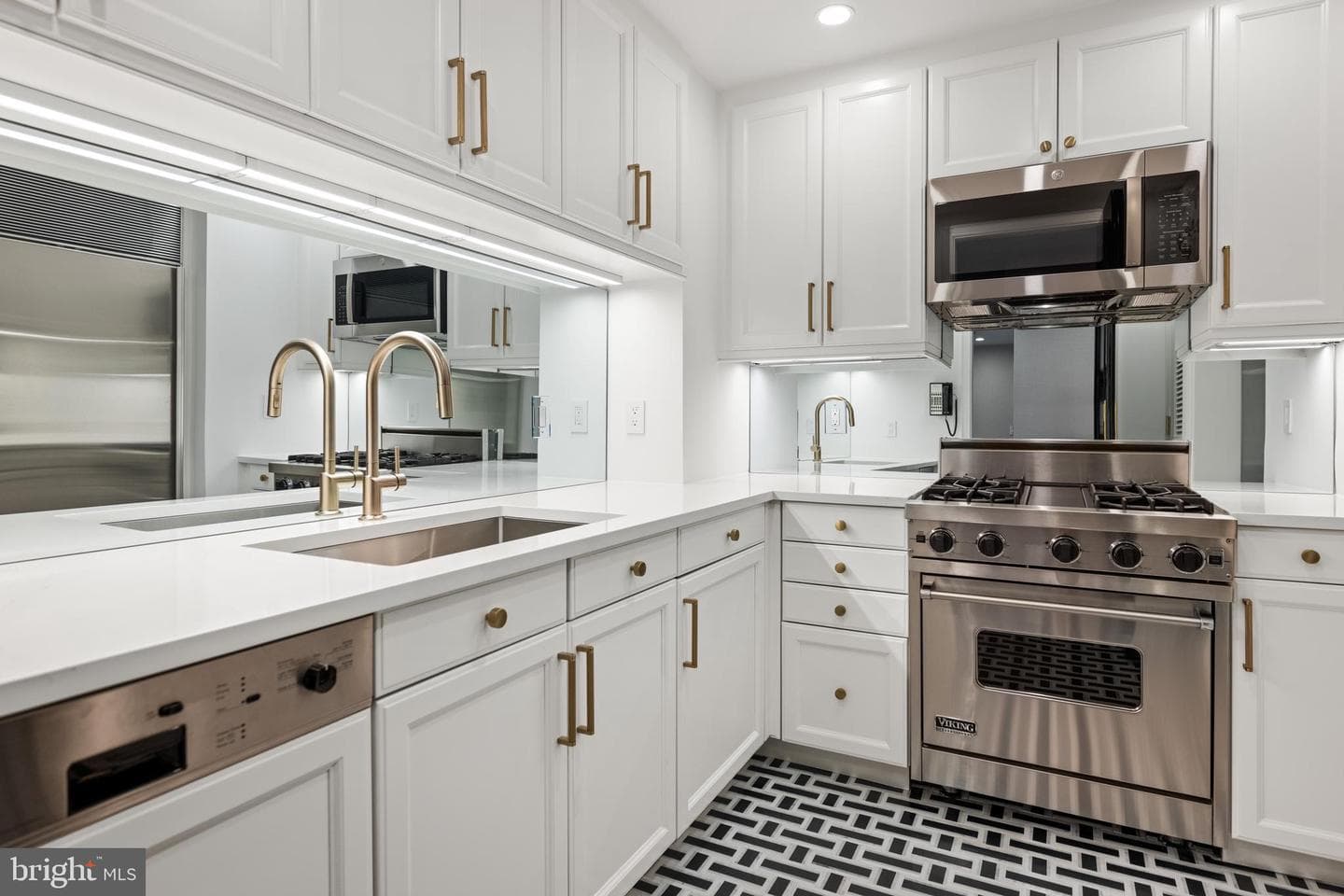 1111 23rd Street NW #2e photo 8