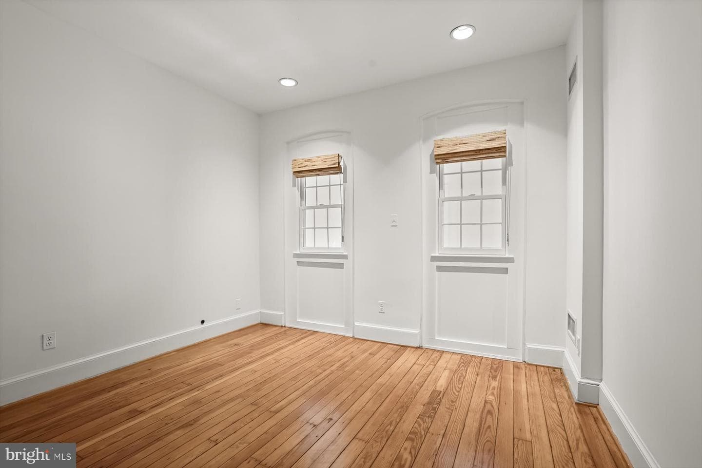 433 10th Street NE photo 21