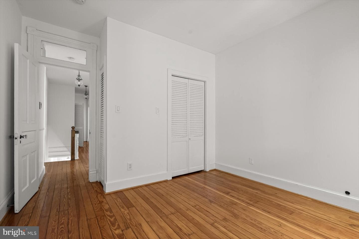 433 10th Street NE photo 22