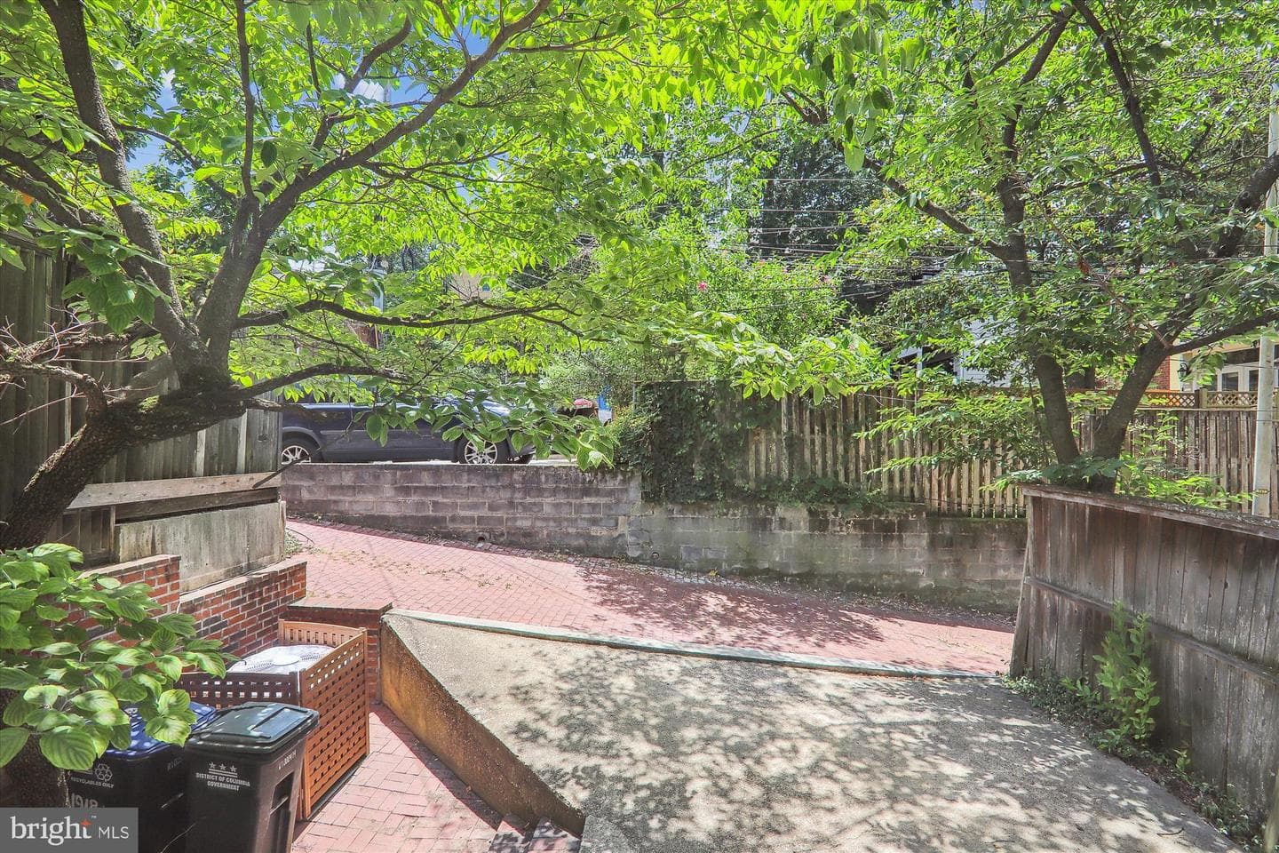 1918 Belmont Road NW photo 9