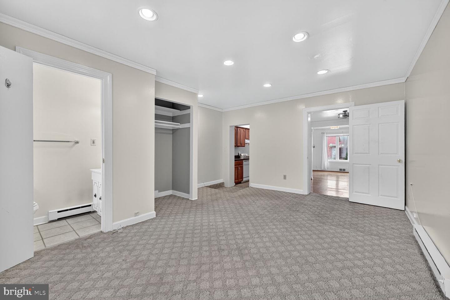 5720 5th Street NE photo 9