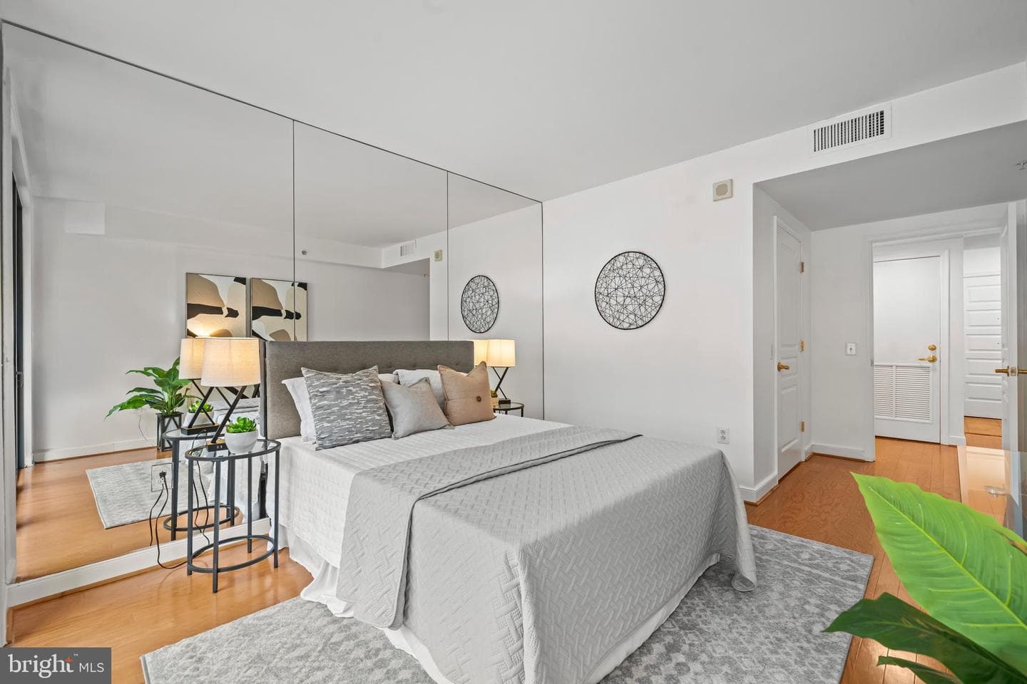 631 D Street NW #632 photo 23