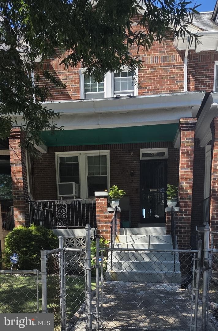 413 Hamilton Street NW