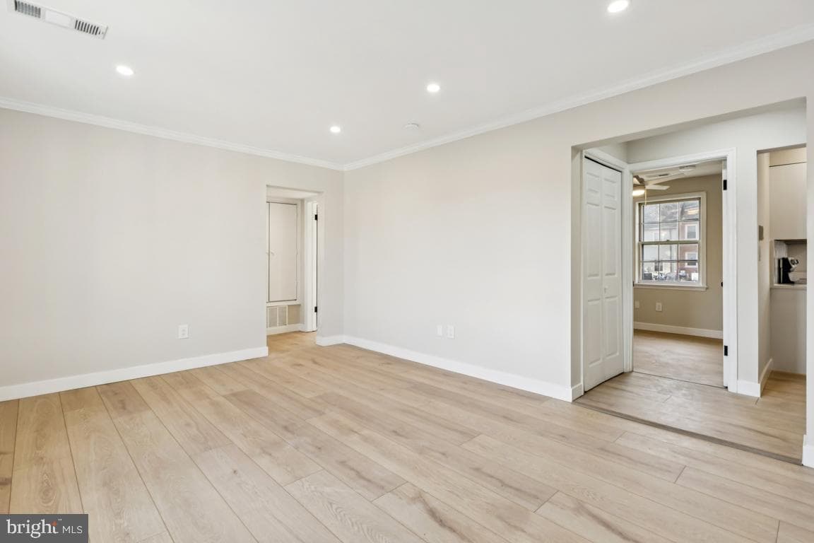2037 38th Street SE #301 photo 8