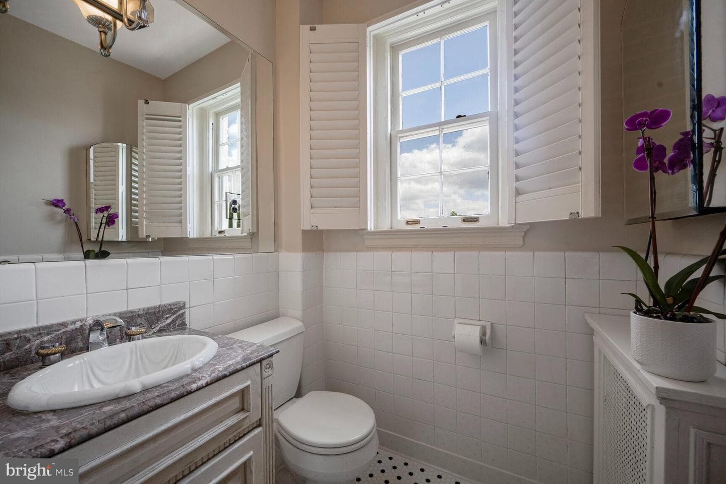 2737 Devonshire Place NW #418 photo 17