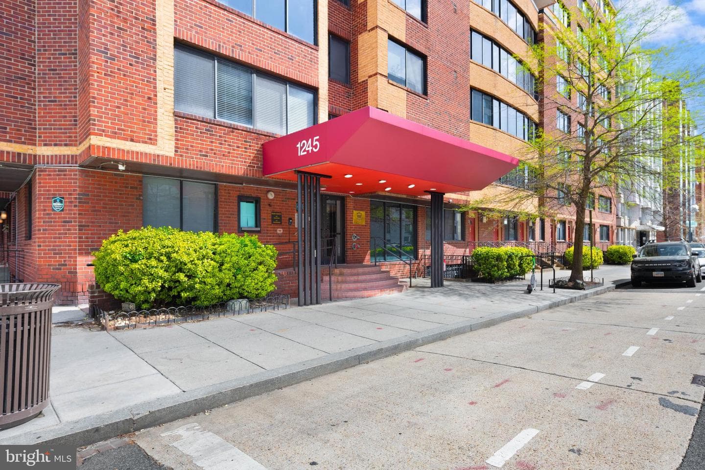 1245 13th Street NW #516 photo 4