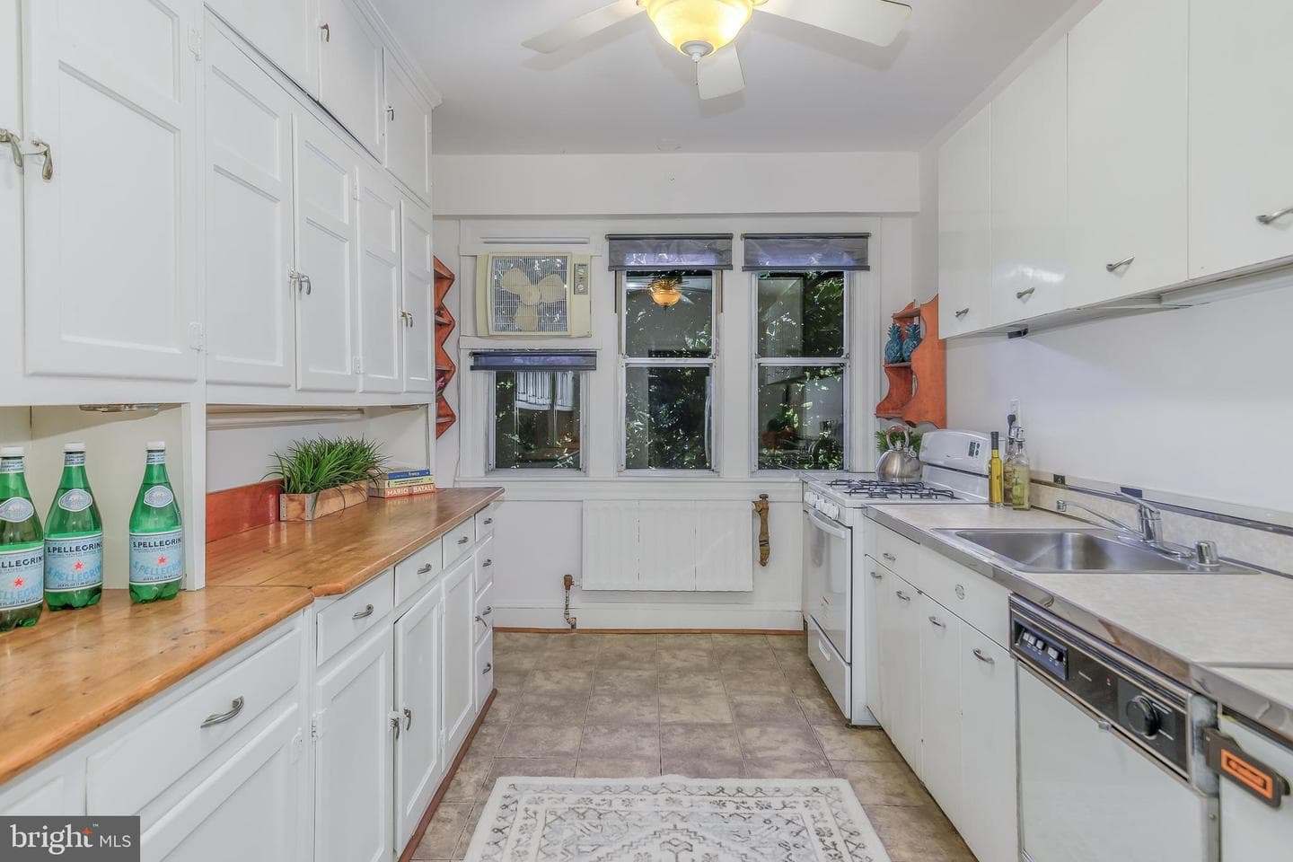 4000 Cathedral Avenue NW #144/145-B photo 11