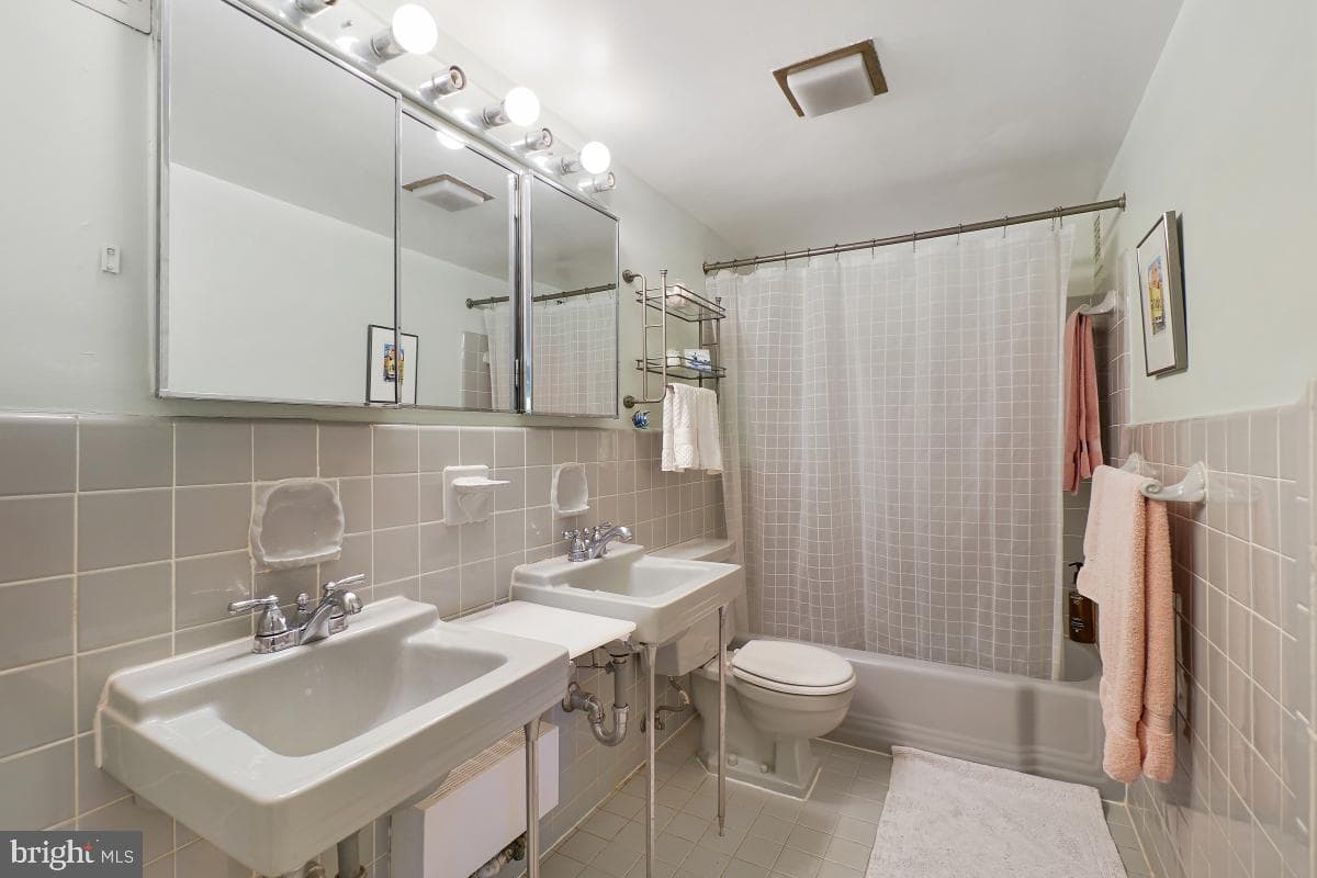 4201 Cathedral Avenue NW #913w photo 22