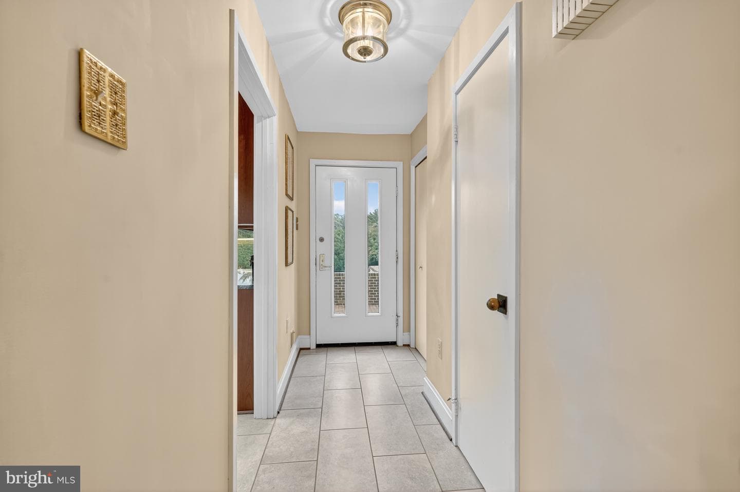 4281 Embassy Park Drive NW photo 5