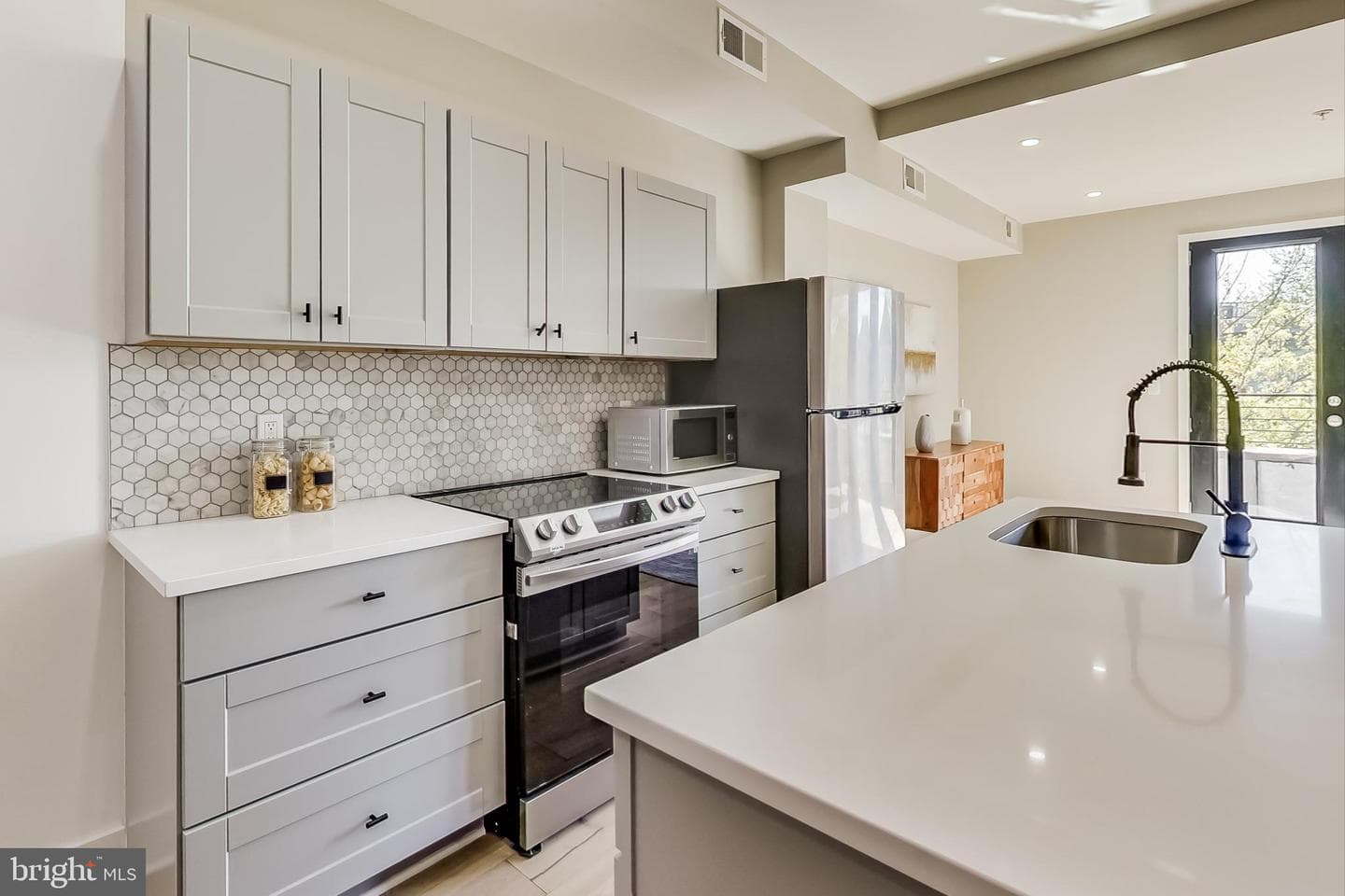 207 Florida Avenue NW #3 photo 10