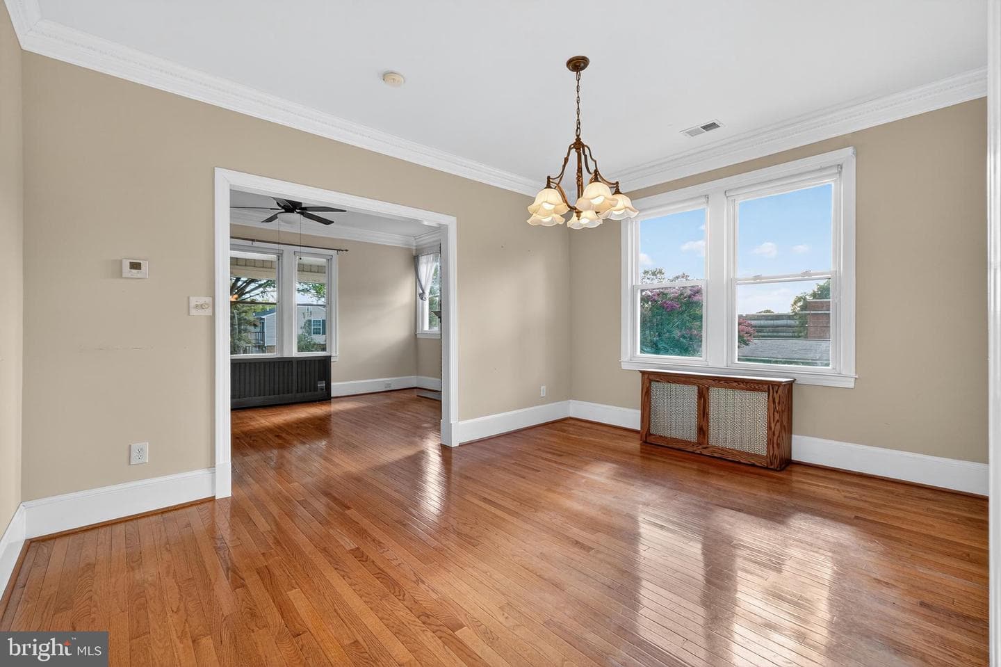 213 Van Buren Street NW photo 10