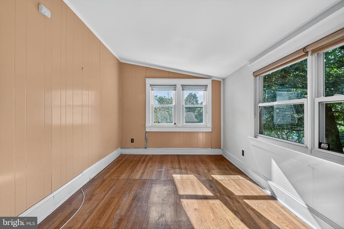 213 Van Buren Street NW photo 22