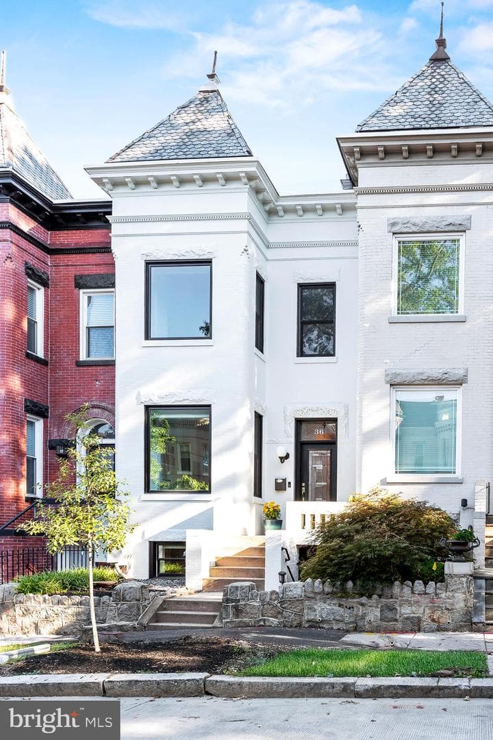 36 Quincy Place NE photo 2