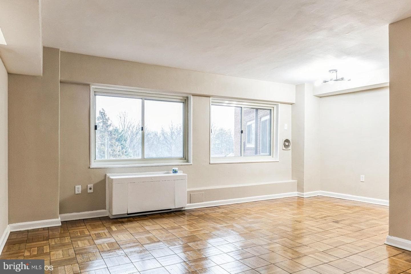 5315 Connecticut Avenue NW #406 photo 4