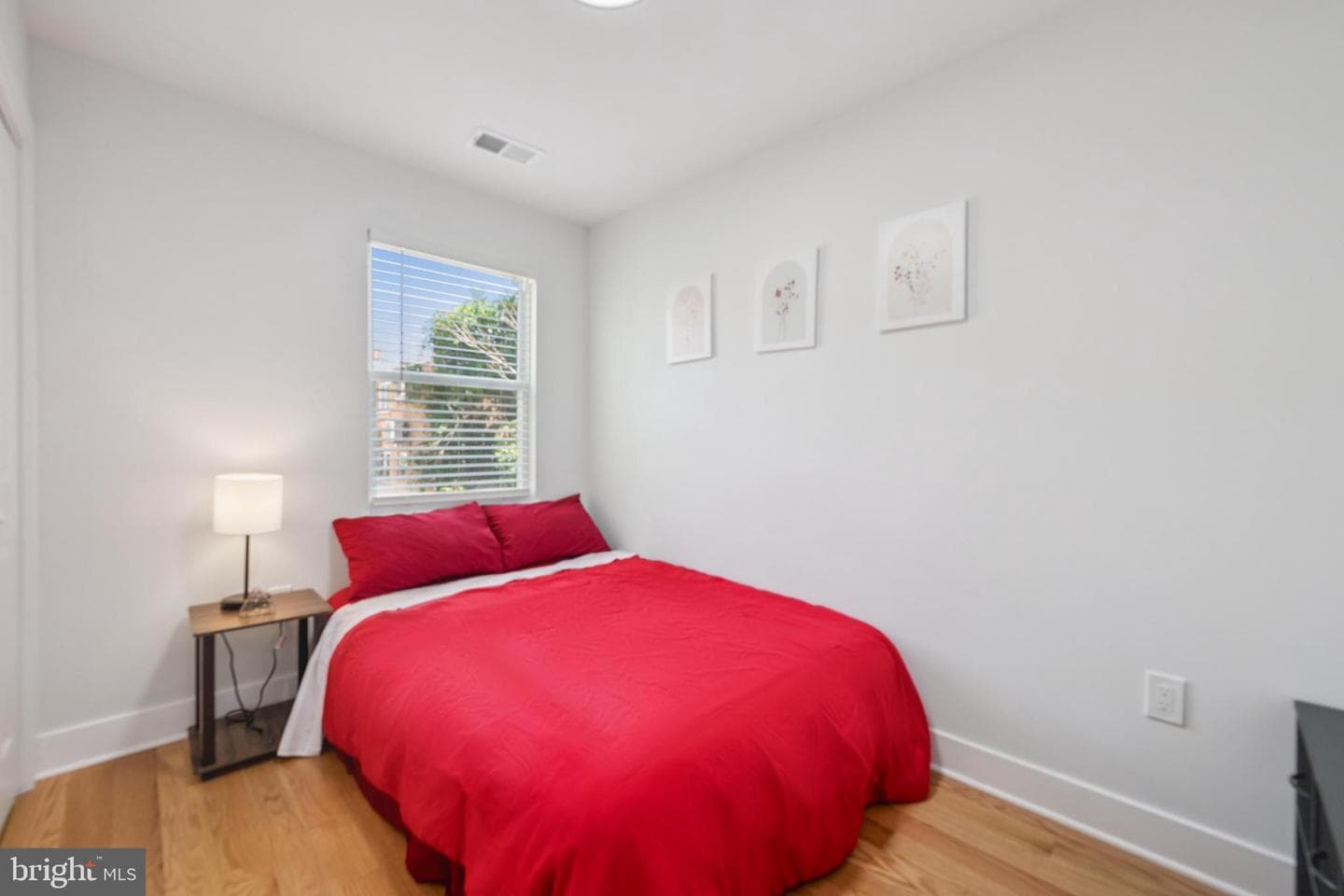 4928 Astor Place SE photo 16