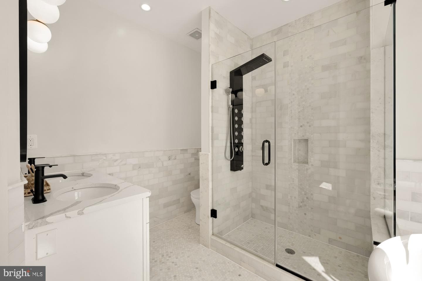 1419 Buchanan Street NW photo 26
