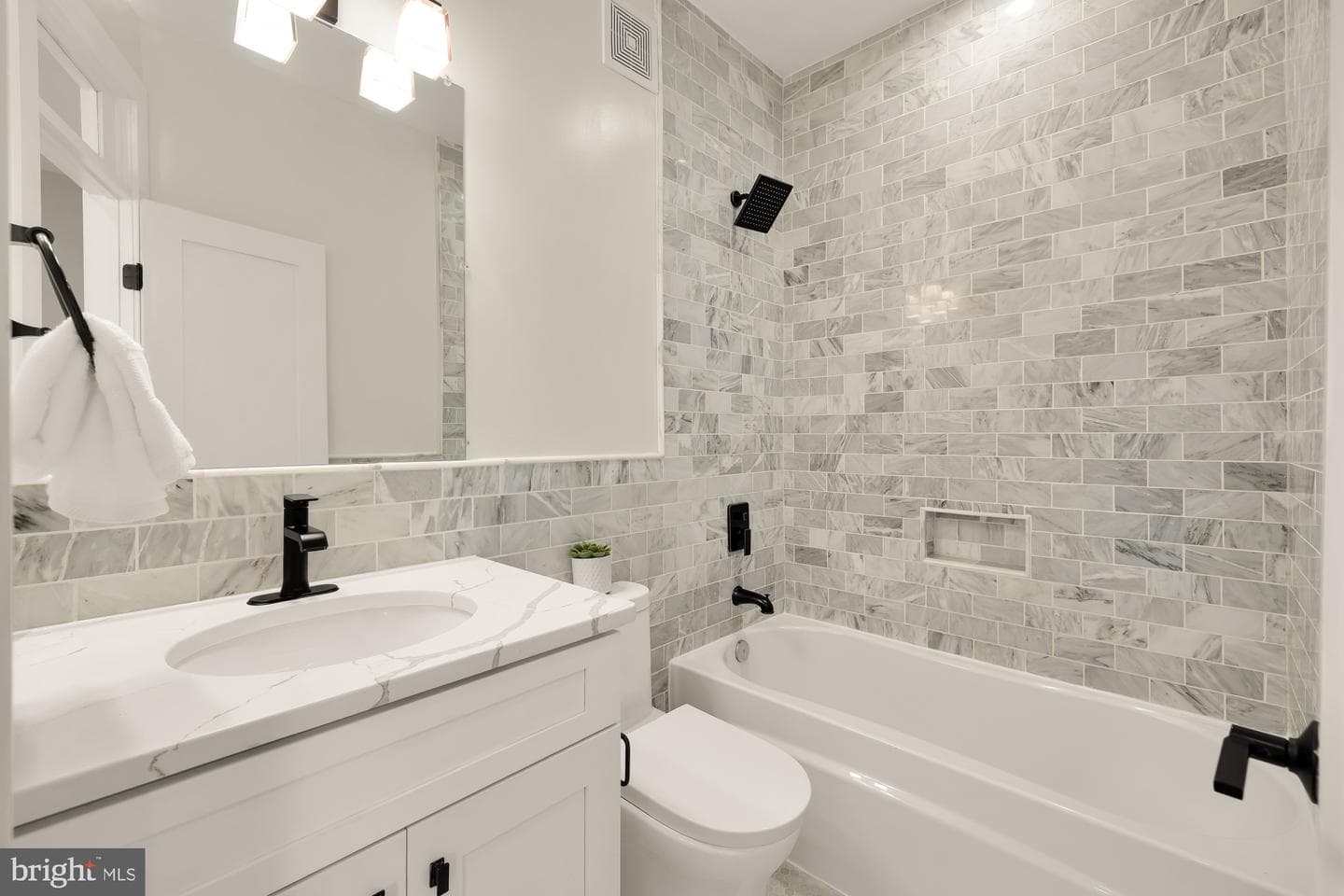 1419 Buchanan Street NW photo 31