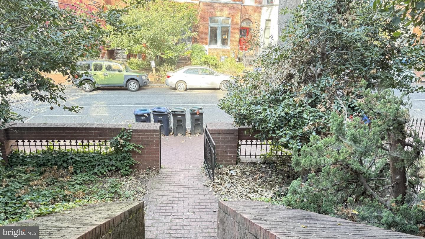 1125 5th Street NW photo 11