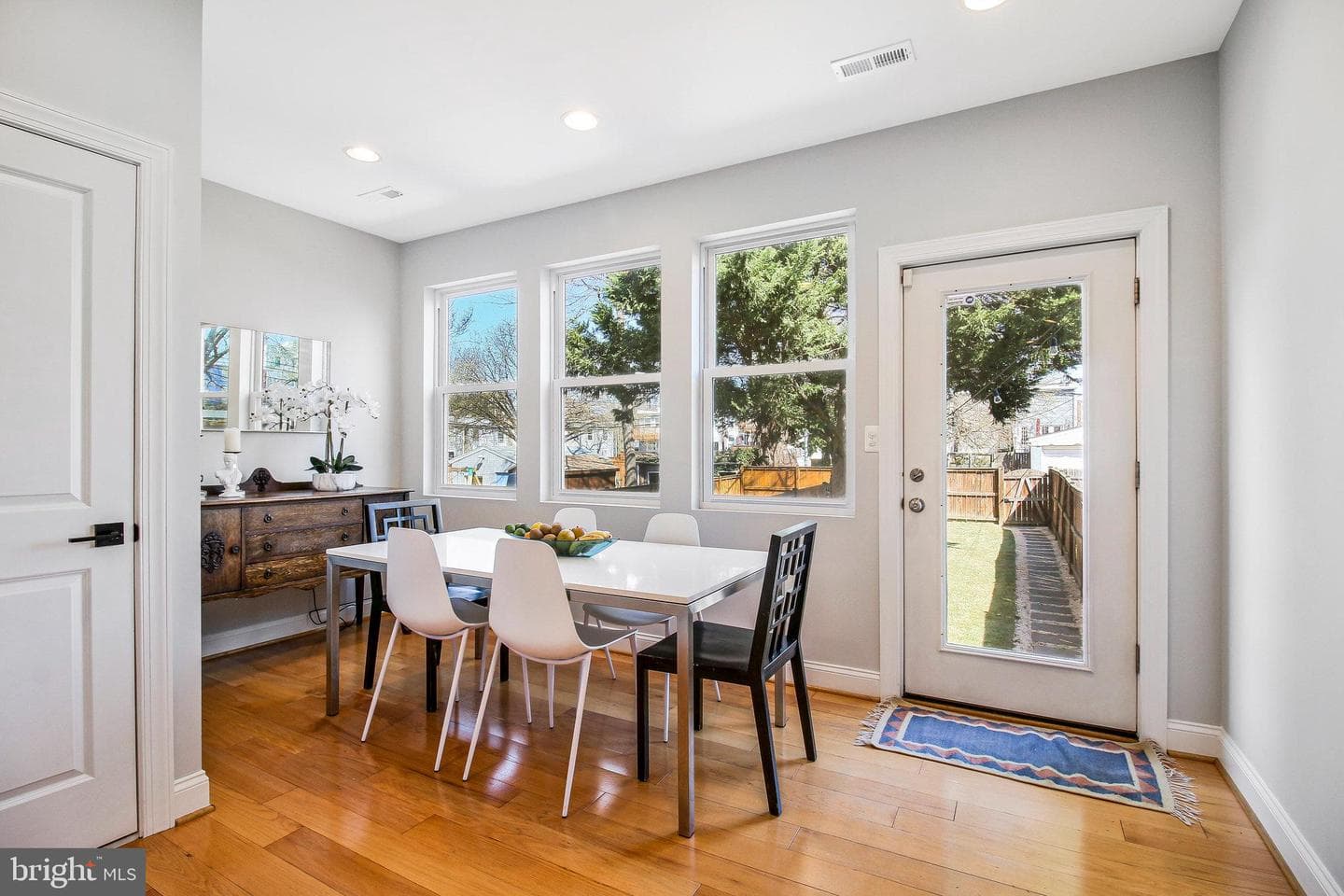 1132 Neal Street NE photo 11