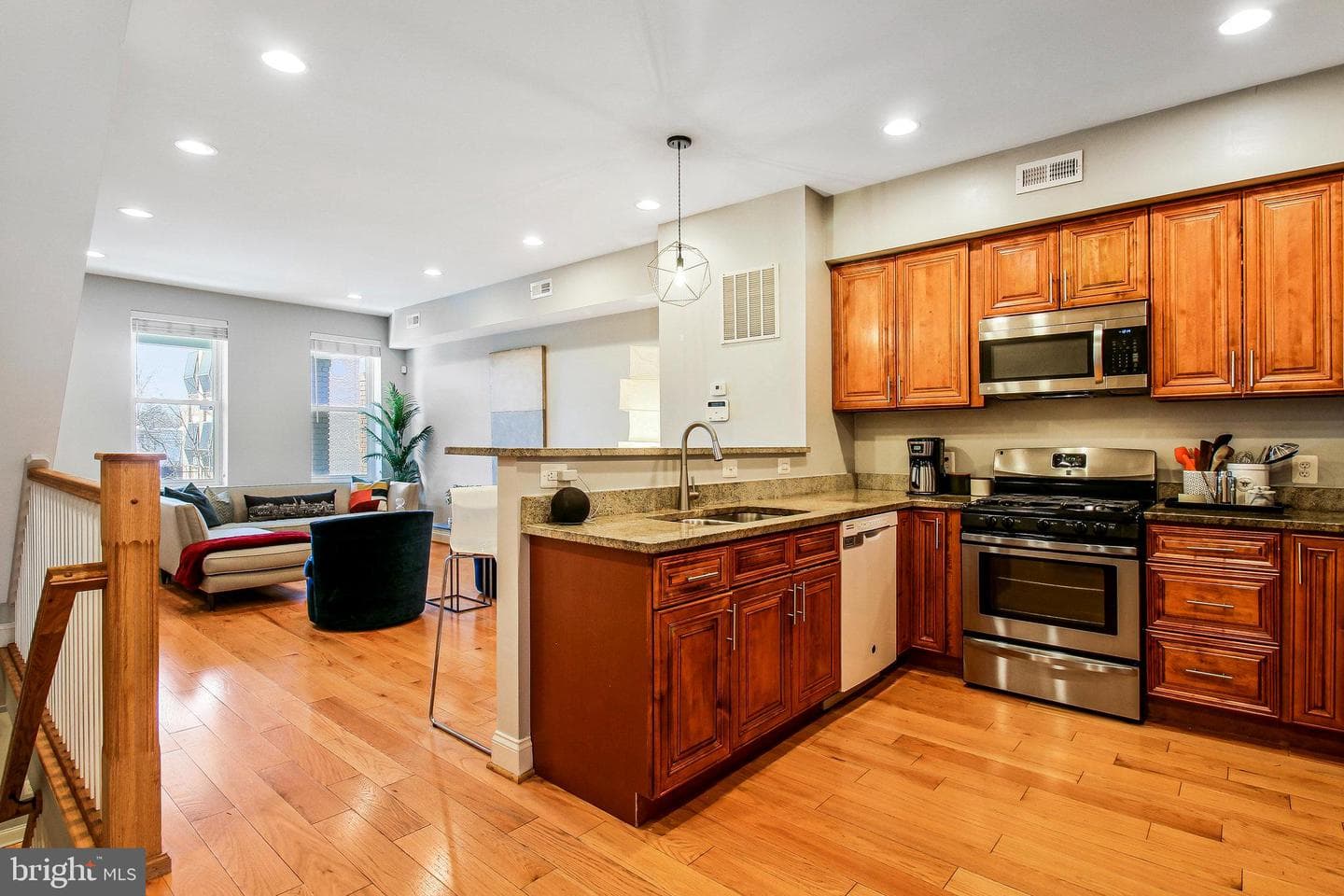 1132 Neal Street NE photo 16