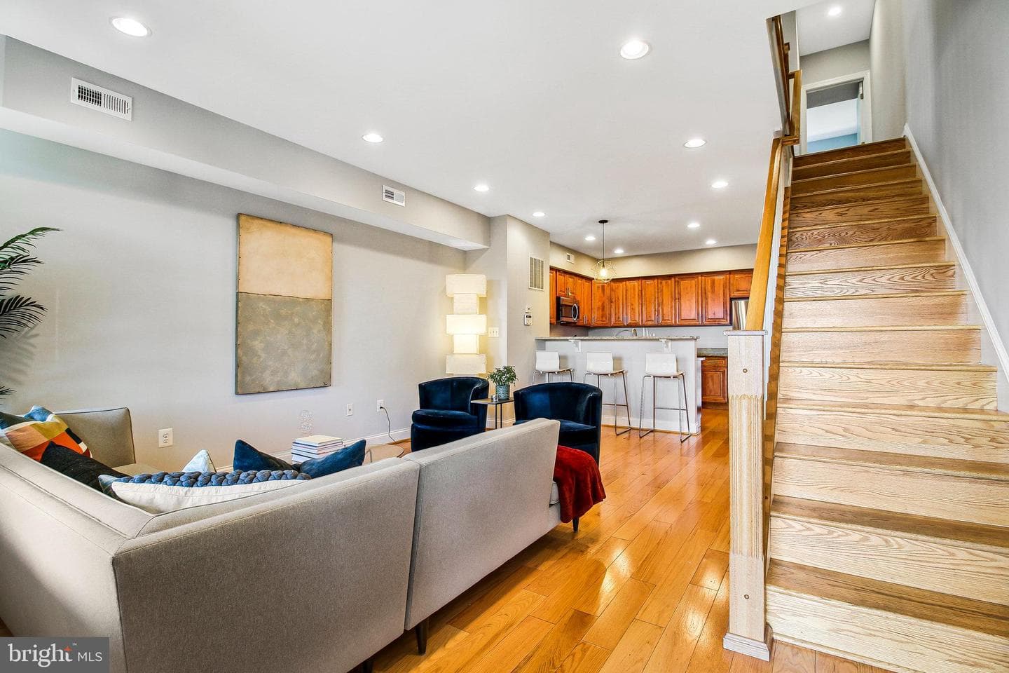 1132 Neal Street NE photo 9