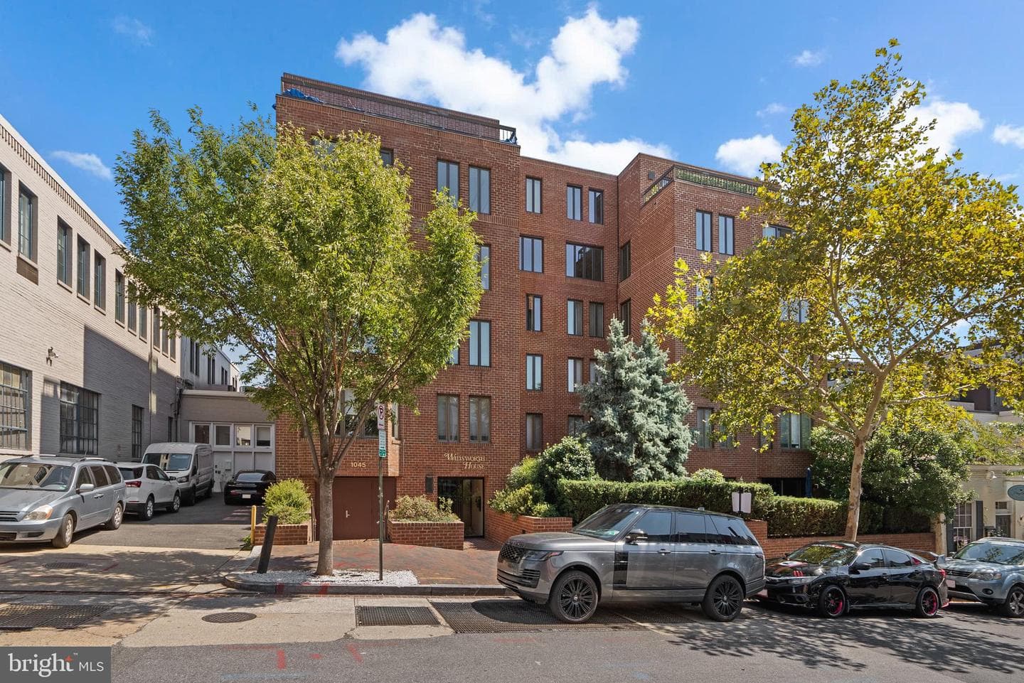 1045 31st Street NW #302