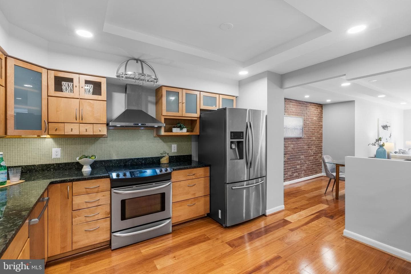 1045 31st Street NW #302 photo 5