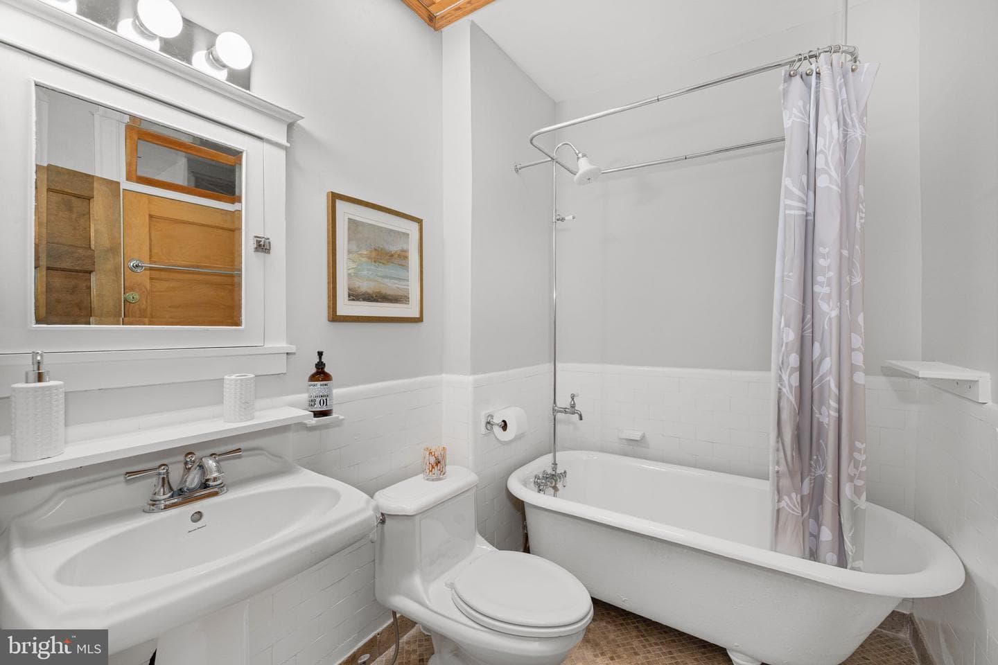 1748 Kenyon Street NW photo 22