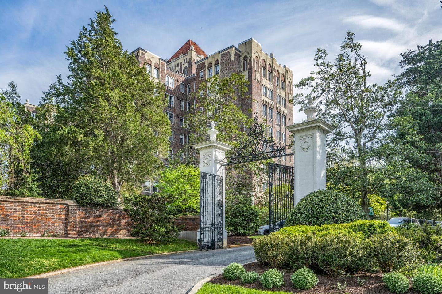 3900 Cathedral Avenue NW #411 A photo 2