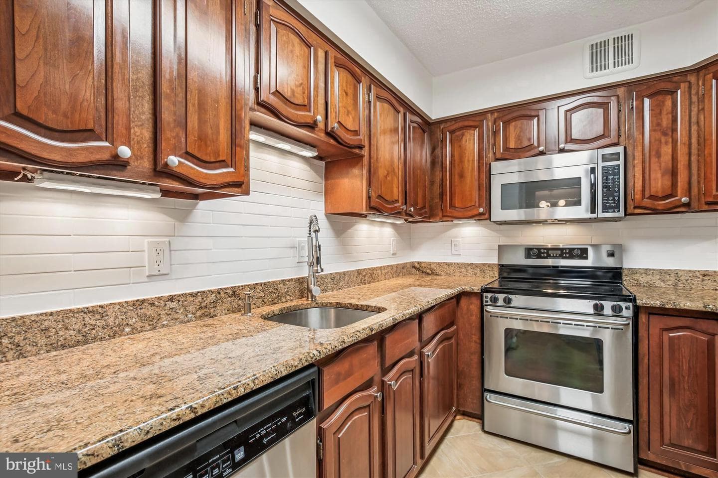 1077 30th Street NW #612 photo 19