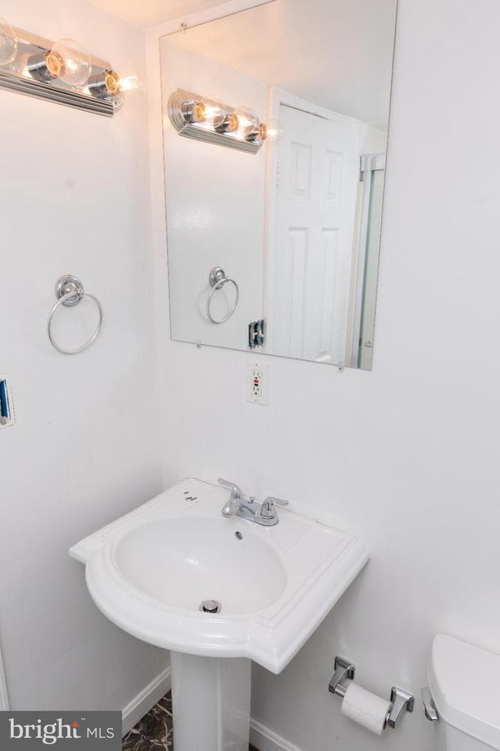 3313 Cornwell Drive SE photo 33