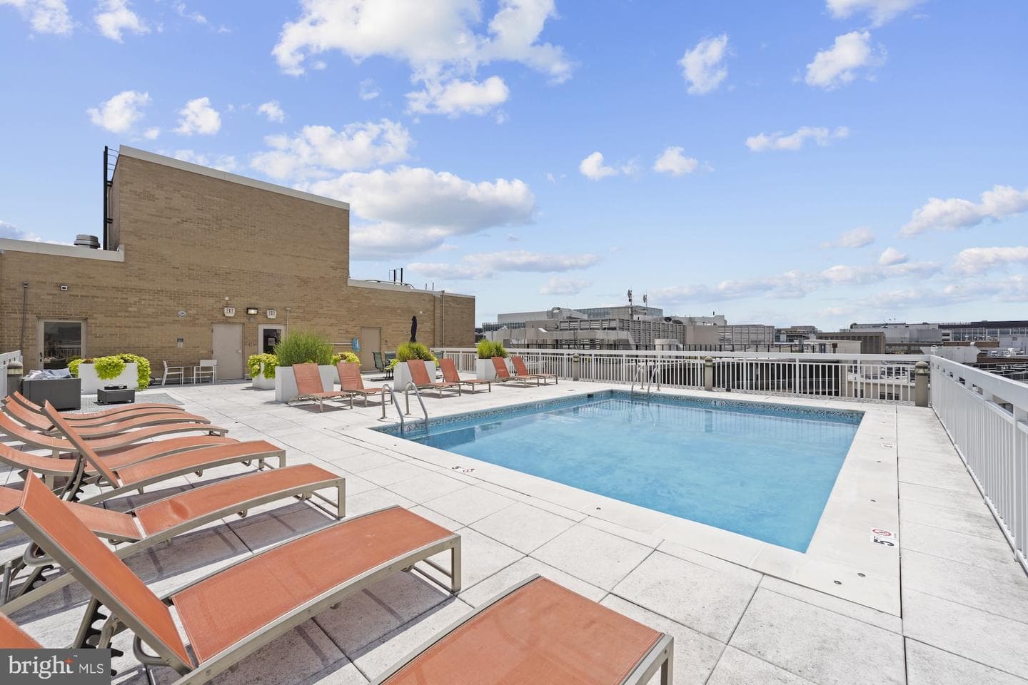 1260 21st Street NW #605 photo 2