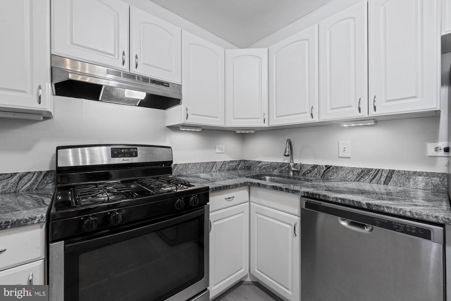 1260 21st Street NW #605 photo 8