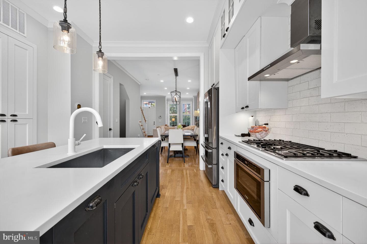 1309 D Street SE photo 10