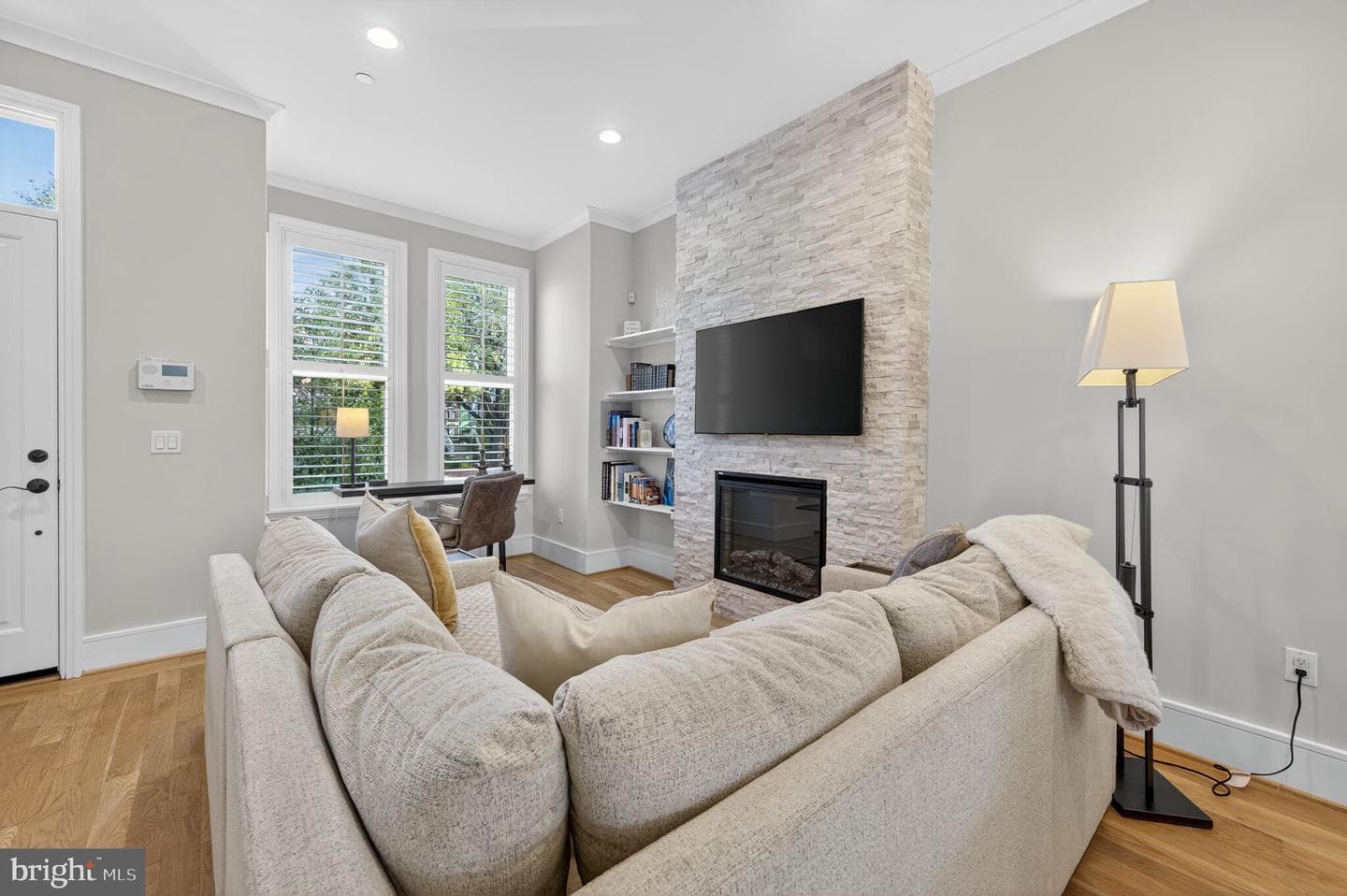 1309 D Street SE photo 4