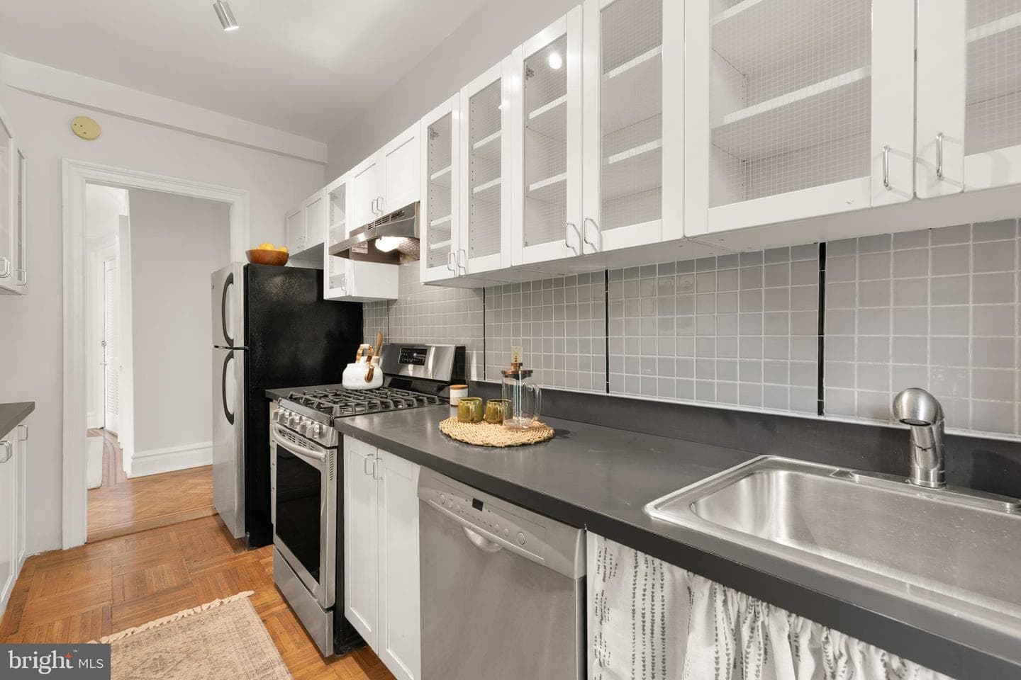 2039 New Hampshire Avenue NW #401 photo 19
